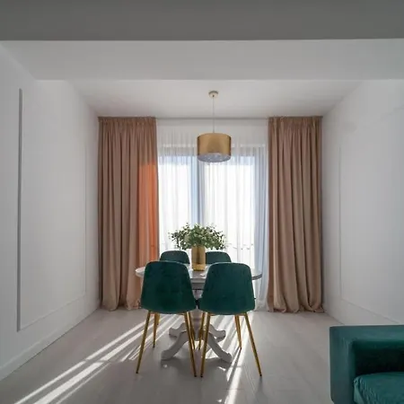 Sun & Tan Apartment * Konstanca